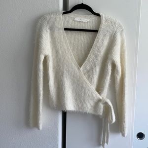 ASTR the Label White Fuzzy Wrap Sweater Sz M